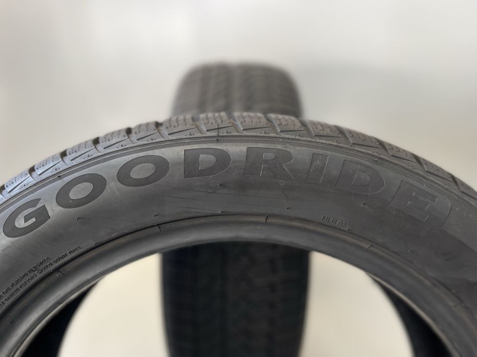 Зимни гуми 215/55/17 Goodride