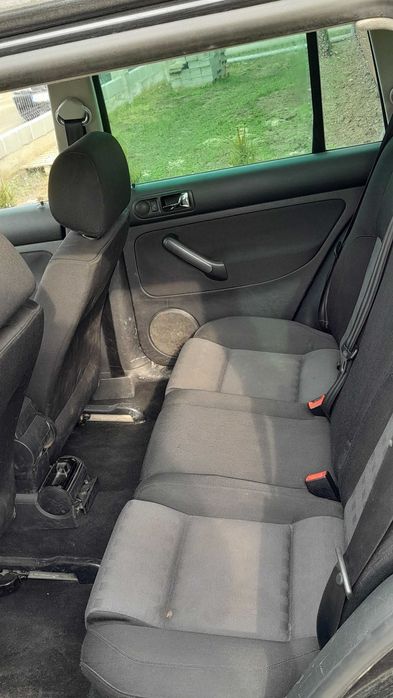 VW Golf 1.9 TDi * 05.2006 * Masina Intretinuta * Proprietar de 3 ani