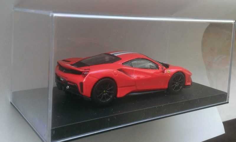 Macheta Ferrari 488 Pista 2018 - Bburago Signature 1/43