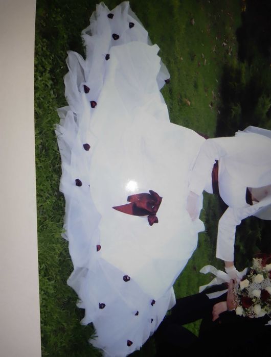 Vând rochie de mireasă din colecția creatoarei din Craiova