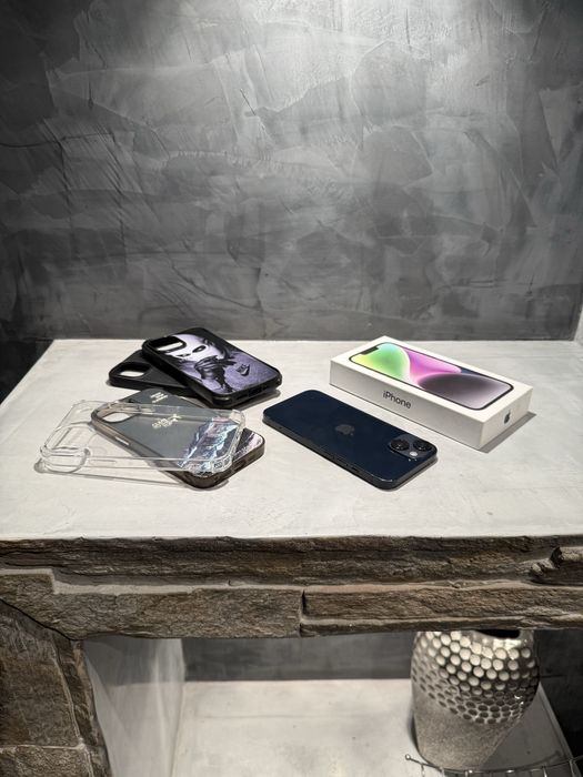 Iphone 14 Midnight 128 GB + подаръци
