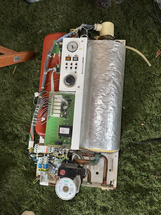 Електрически бойлер ProTherm с управление и циркулационна помпа WILO