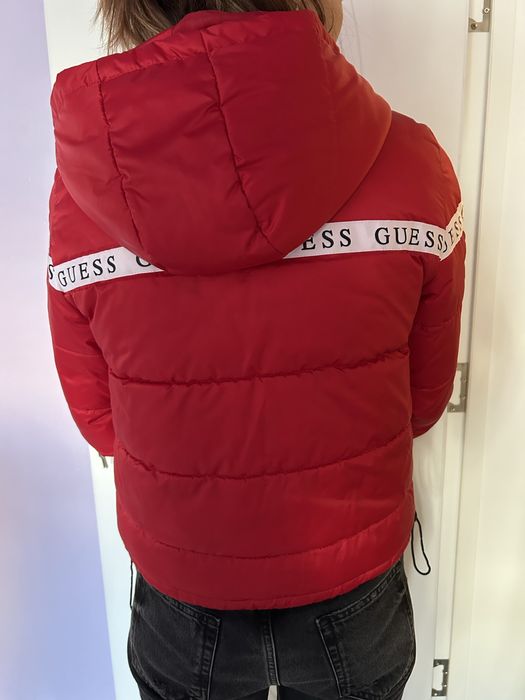 Дамско яке GUESS