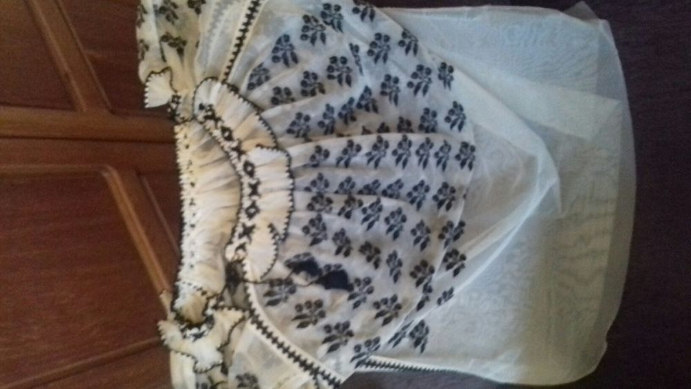 Bluza in cusuta manual
