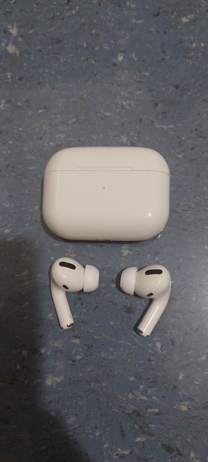 Продам Air Pods Pro новые