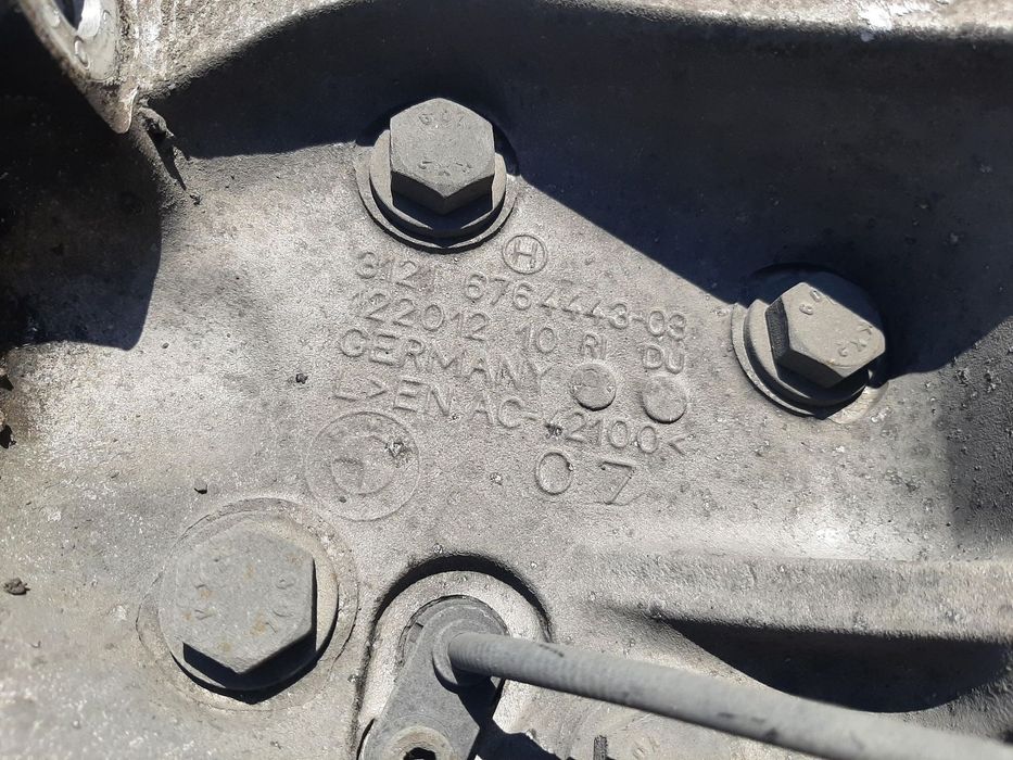 fuzeta stanga fata  1.6 b bmw seria 1 e81 e87  fuzeta stanga fata  1.6 b bmw seria 1 e81 e87  3121 6764443-03