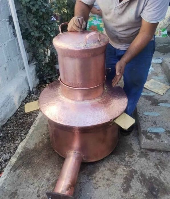 Vând cazan de 200 litri din cupru alimentar