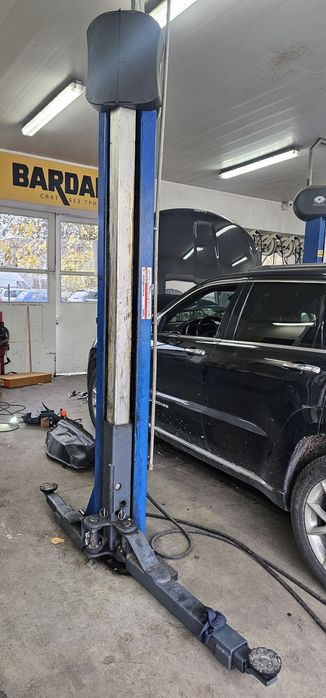 Двуколонен подемник Maha Germany