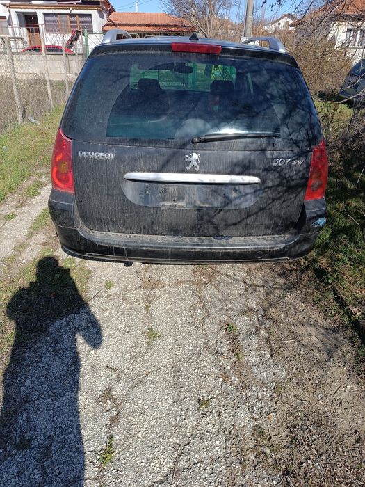 Peugeot 307 2.0HDI дизел на Части