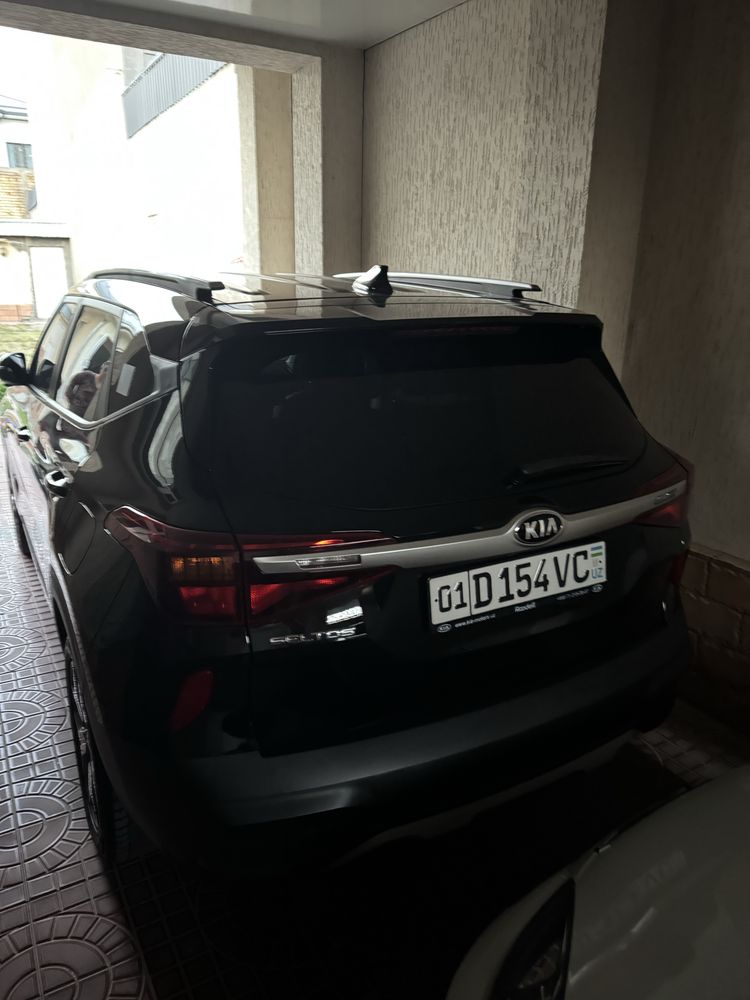 Kia Seltos 2-pozitsia