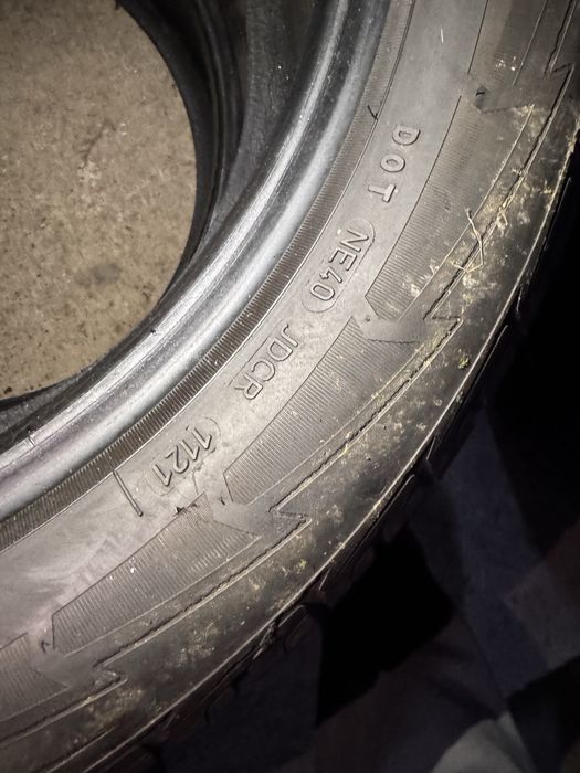 Anvelope iarna 225 50 17 dunlop nokian