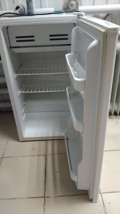 Продаю  холодильник б/у в хорошем состоянии,  был в использования 2год