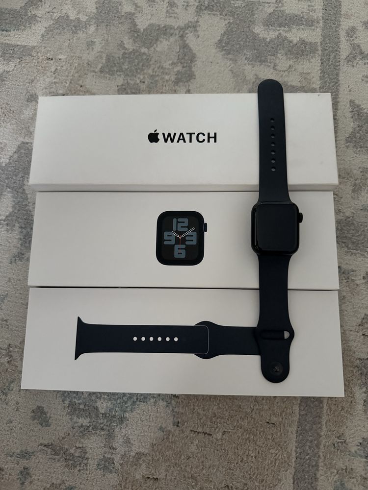 Смарт-часы Apple Watch SE 2 2024 M/L 40