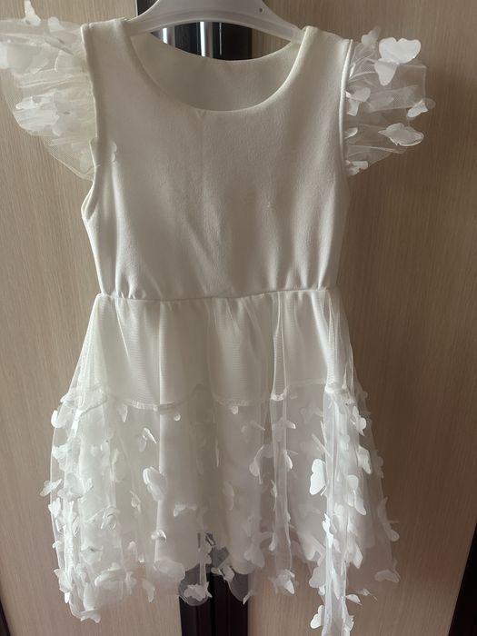 Рокля за момиче, размер за 4 години