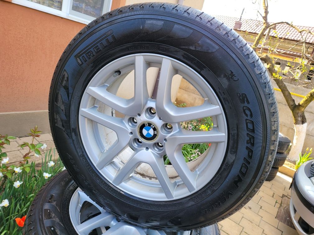 Roti complete BMW X3/X4/X5 235 65 17 Impecabile Pret 230 Euro