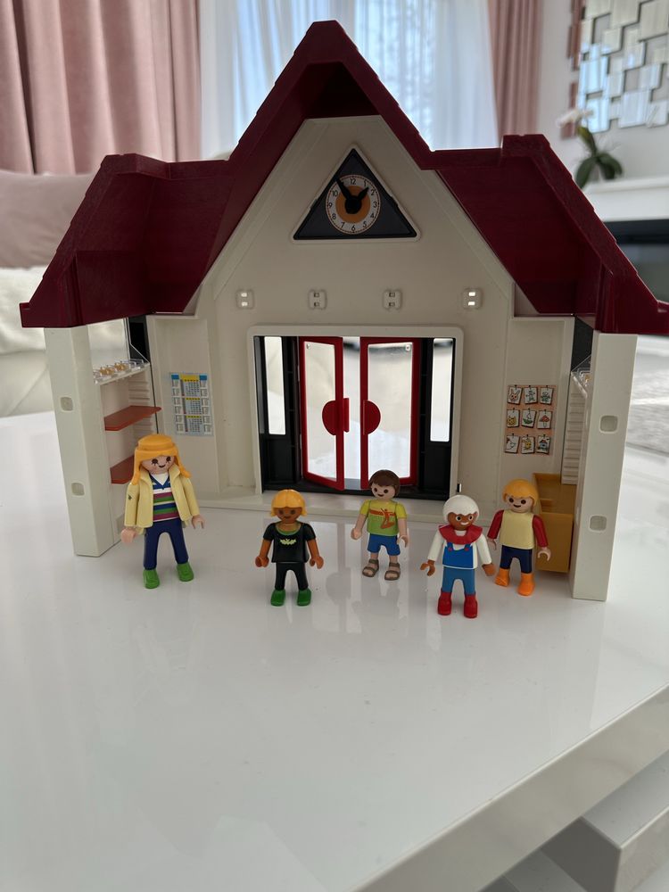Playmobile gradinita cu educatoare si copii