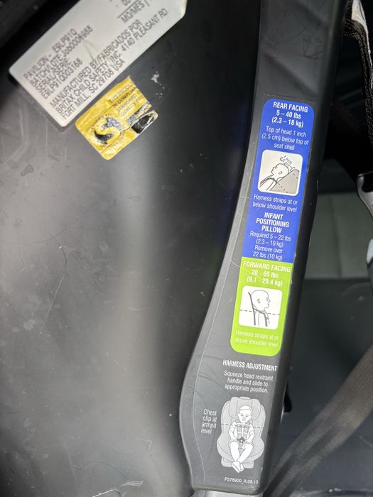 Scaun auto bebelus Britax