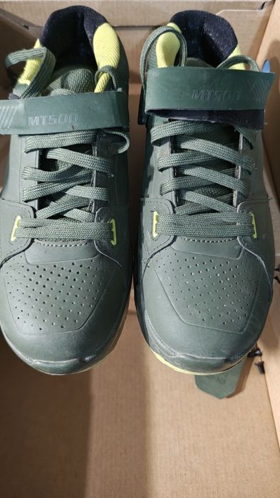 Обувки endura 42(отговарят на 41.5)