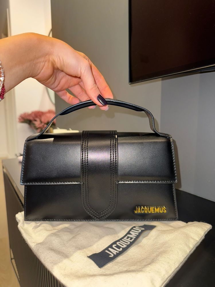 Vand geanta jacquemus