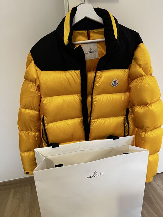 Vand geaca Moncler