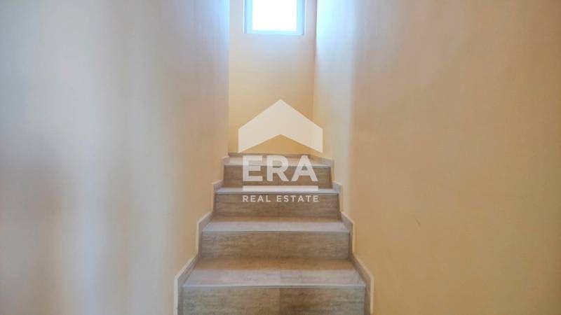 Продава се Четиристаен апартамент в Варна, Бриз - 198 кв.м за 1112 €/кв.м - Снимка #10