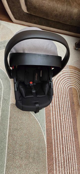 Продавам бебешко столче за кола