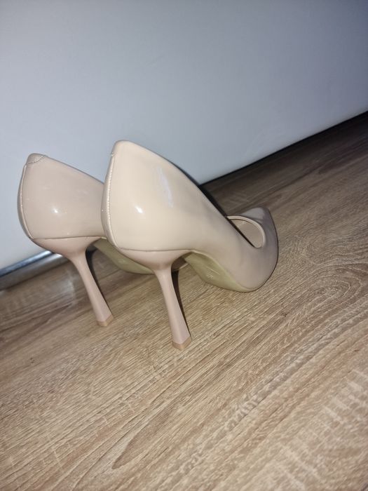 Pantofi Stiletto