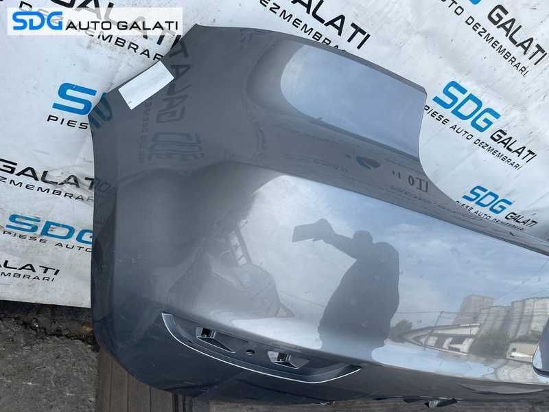 Bara Spoiler Spate VW Golf 6 Hatchback 2008 - 2013 Cod 5K6807421