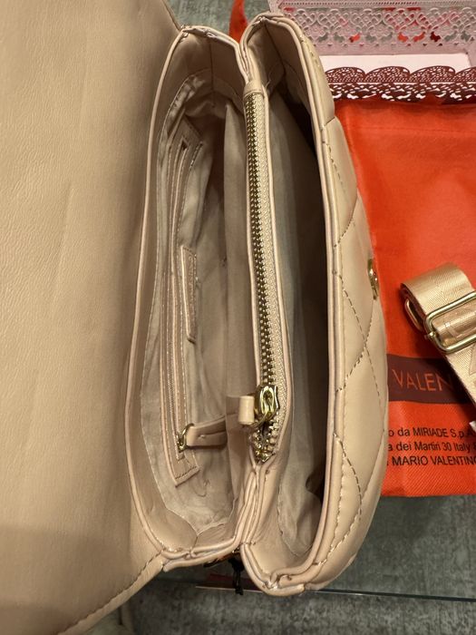 Geanta Valentino noua