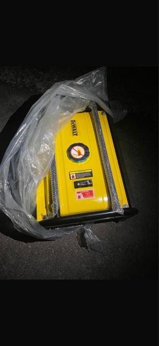 Бензинлвый Электрогенератор (чабанка)