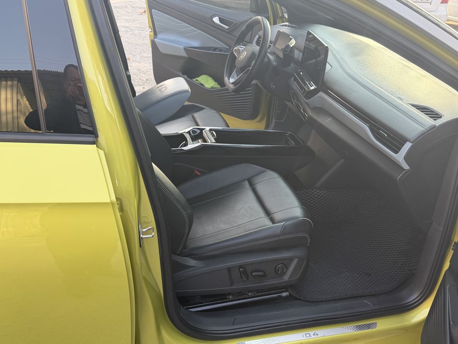 Wolsvagen id 4 pure plus продает