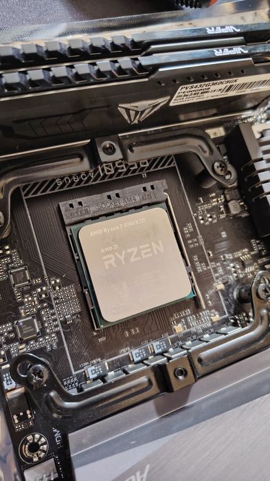 Запазени B550I Aorus AX/Ryzen 5700X3D/32Gb 3600Mhz