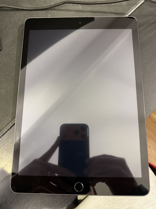 Apple iPad 10.2 (2019) 7th gen 7 32GB