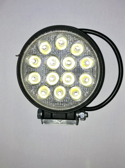 Proiector cu led auto