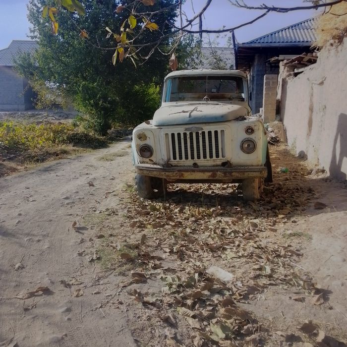 GAZ 53 27 sotiladi