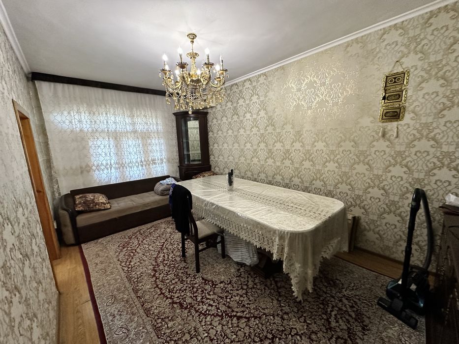 Продается 3 комнатная с баклном 1,5*6 Чиланзар 20д Арка