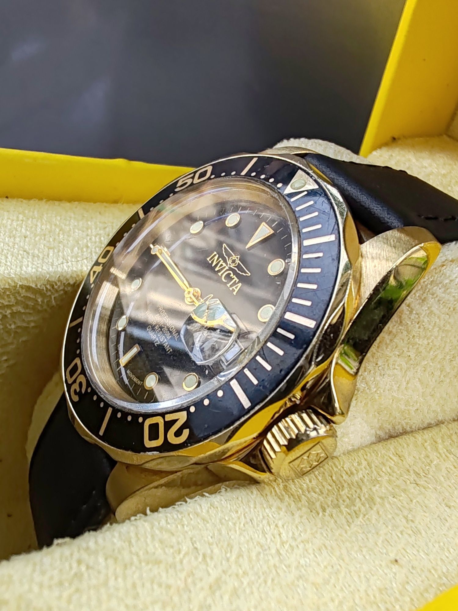 Ceas Invicta Diver 200 m Quartz 40 mm
