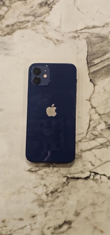 Iphone 12 blue