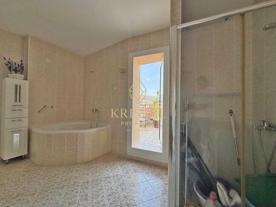 Продава се Двустаен апартамент в Свети Влас - 120 кв.м за 1375 €/кв.м - Снимка #11