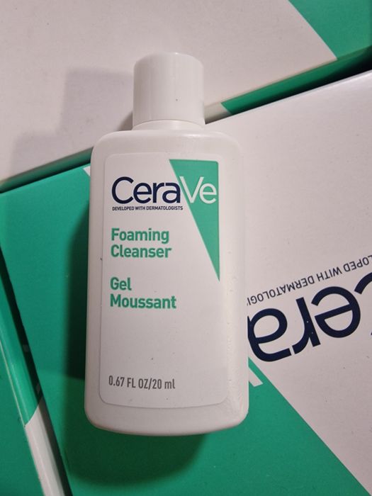CeraVe Foaming Cleanser  Измиваща пяна  кутия 15бр х 20мл