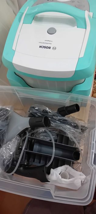 Aspirator cu spalare Bosch