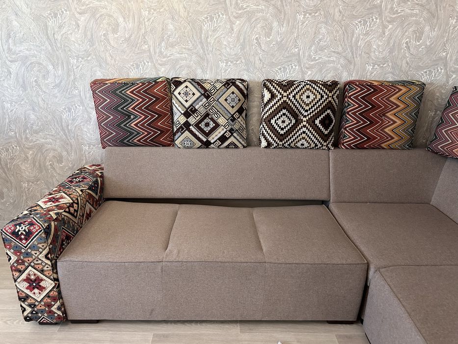 Продам диван в хорошем состоянии