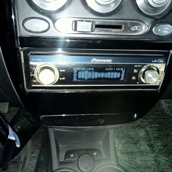 Kalonka magnitafon usiletil sotiladi