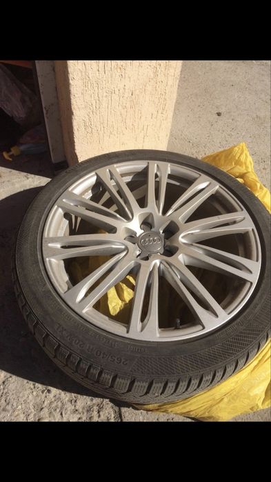 Оригинални лети джанти за Ауди А8 и S8.