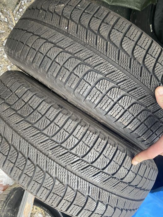 2x Anvelope iarna 225 60 17 Michelin