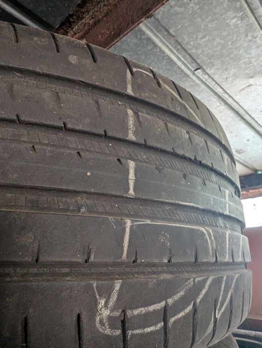 Anvelope Goodyear 235 45 19 vara DOT 2021