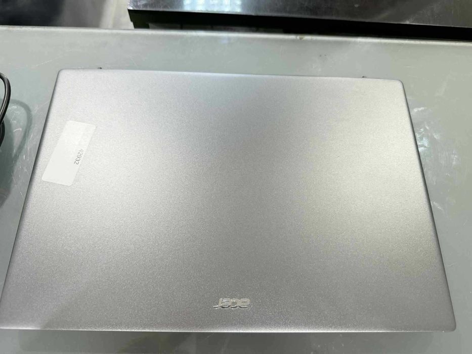 Laptop Acer Swift 3 SF314-71​ i7-12650H 16GB 1TB SSD OLED