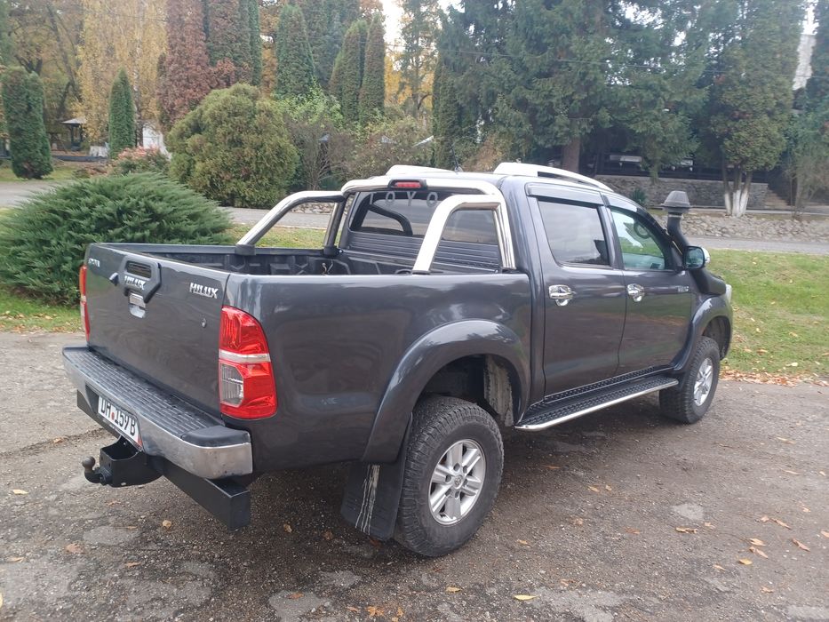 TOYOTA   HILUX  2.5 TDI  2014  EURO 5