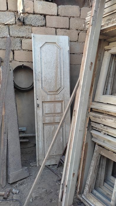 Продам двери рамы