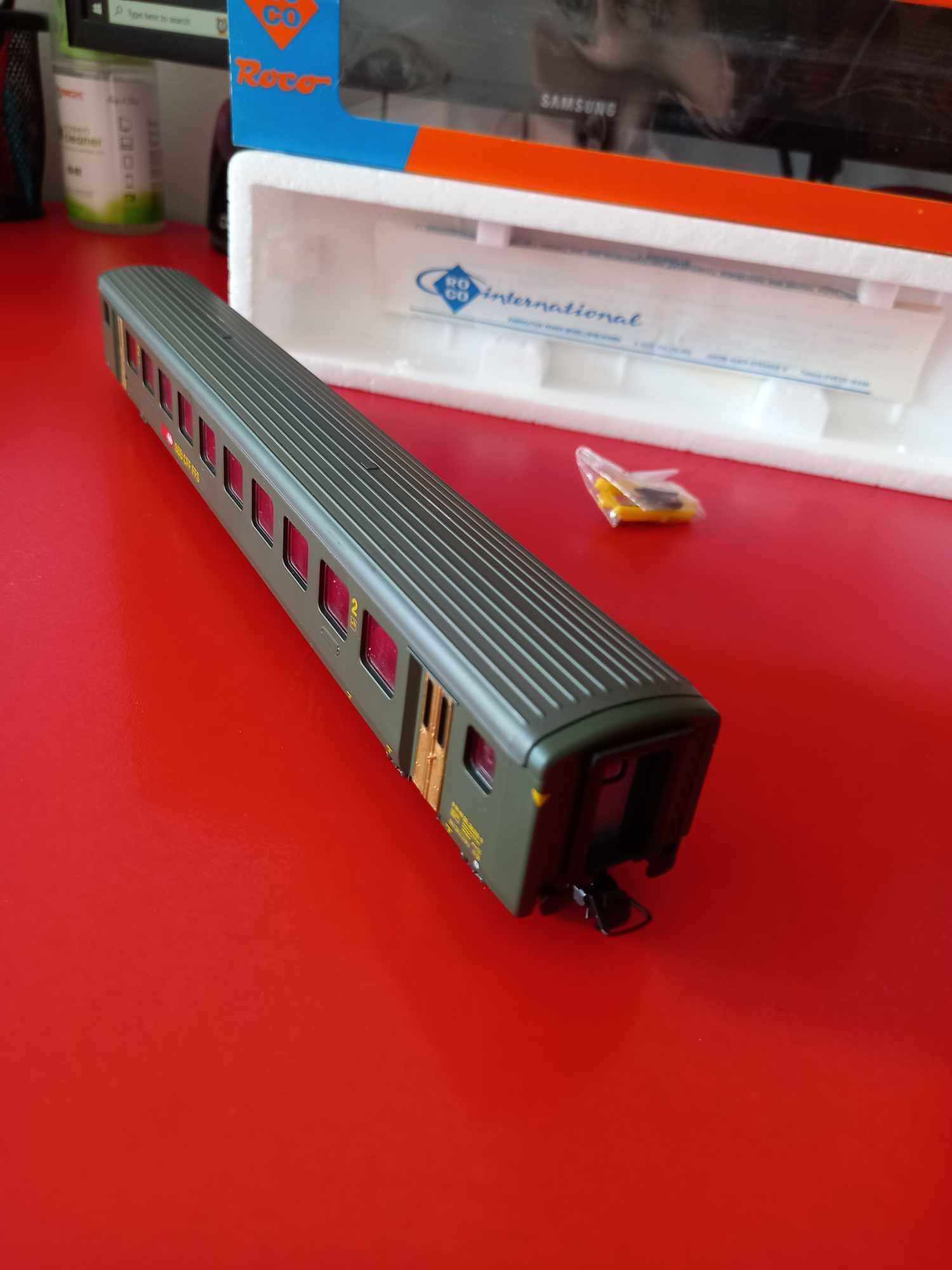 Vagon calatori SBB Roco - trenuri electrice scara HO (1/87)